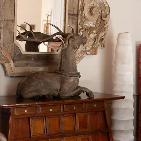 Chateau De Bed & Breakfast 3*